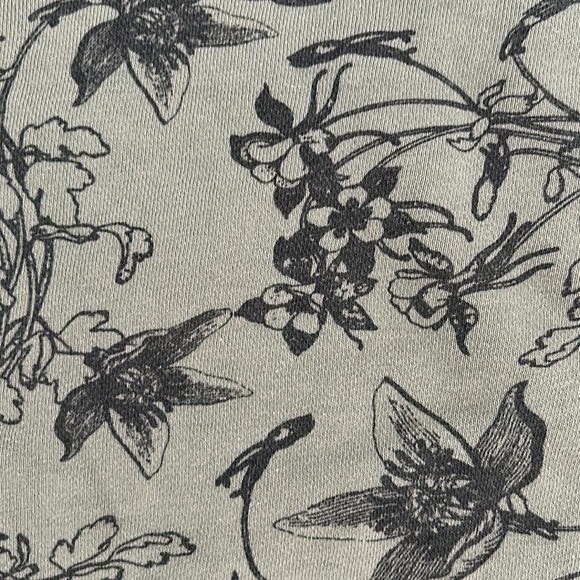 NWOT Maaji Long Sleeve Ditsy Sweatshirt - Picture 7 of 7